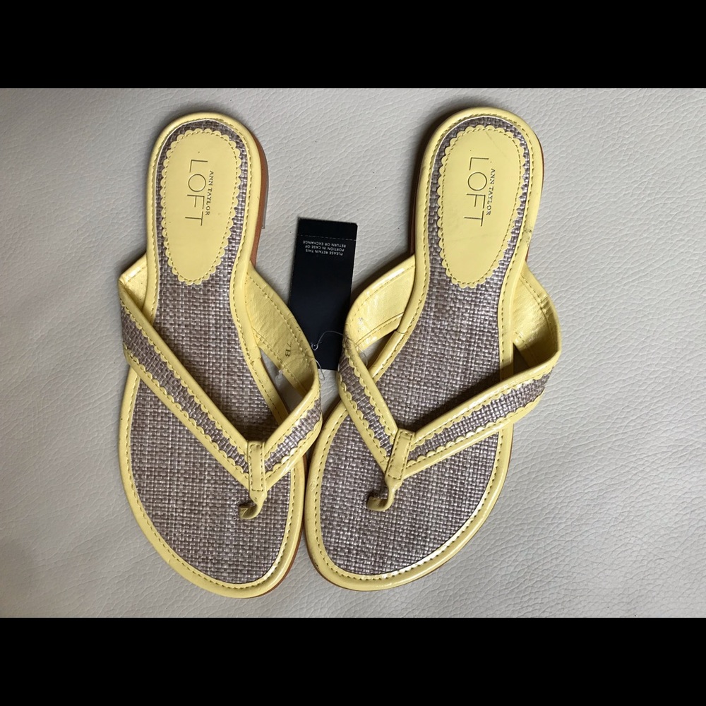 NWT Loft flip flops with yellow trim